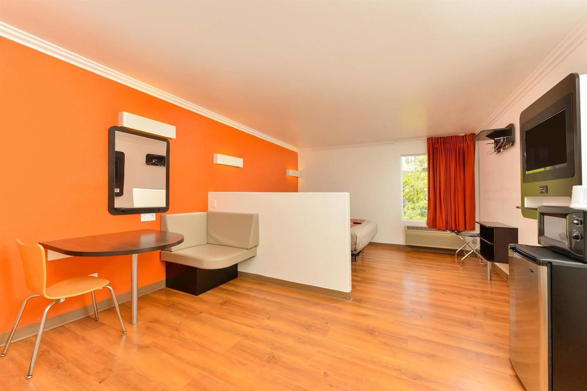 Motel 6-Vista, Ca Bagian luar foto
