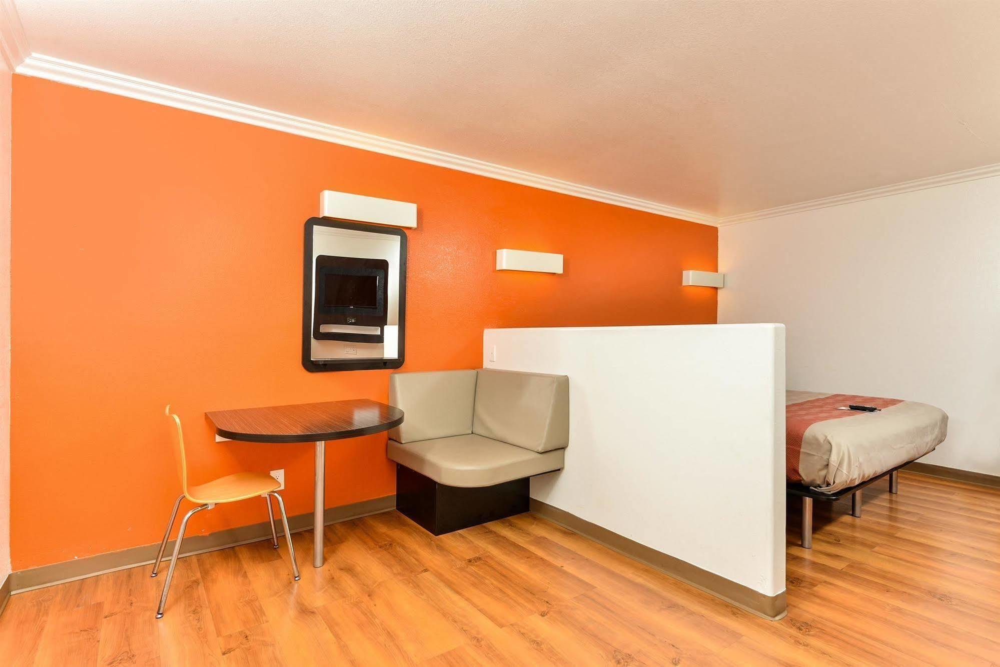 Motel 6-Vista, Ca Bagian luar foto